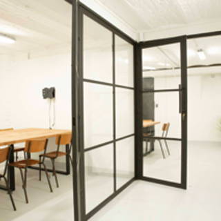 Bureau privé 17 m² 4 postes Coworking Rue Saint-Maur Paris 75010 - photo 7